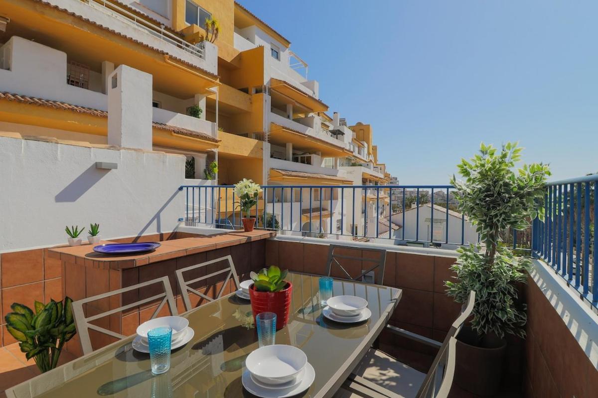 C43 - Family House With Terrace And Shared Pool Villa Benalmádena Eksteriør billede
