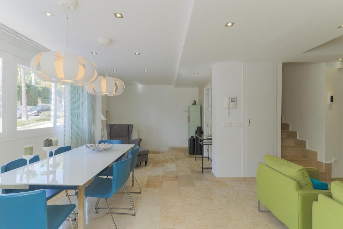 C43 - Family House With Terrace And Shared Pool Villa Benalmádena Eksteriør billede