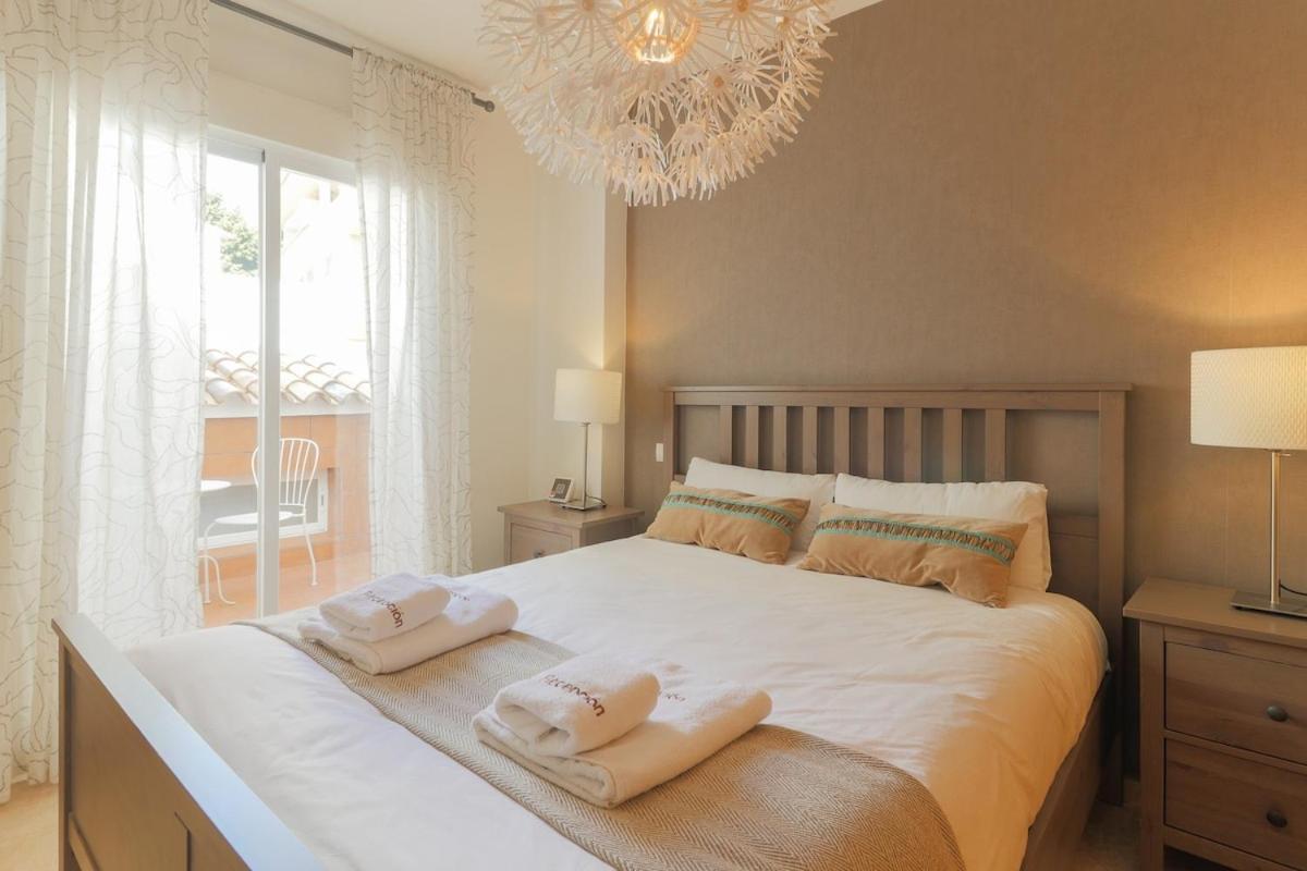 C43 - Family House With Terrace And Shared Pool Villa Benalmádena Eksteriør billede