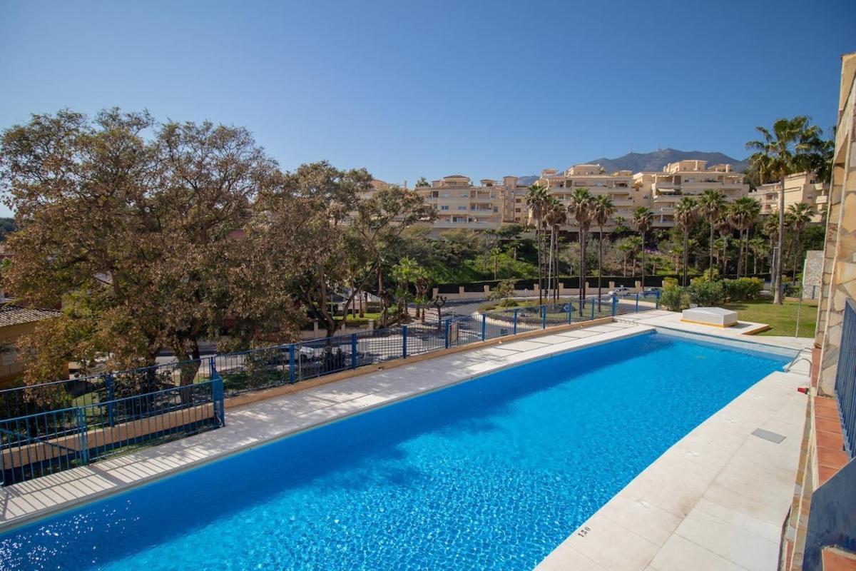 C43 - Family House With Terrace And Shared Pool Villa Benalmádena Eksteriør billede